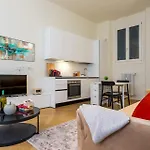 Апартаменты Elegant Duplex With Modern Design In Милан