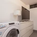Апартаменты Elegant Duplex With Modern Design In *
